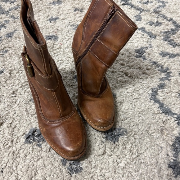 Indigo by Clarks Brown Leather Buckle Ankle Boots Women’s Size 49 - Picture 2 of 10